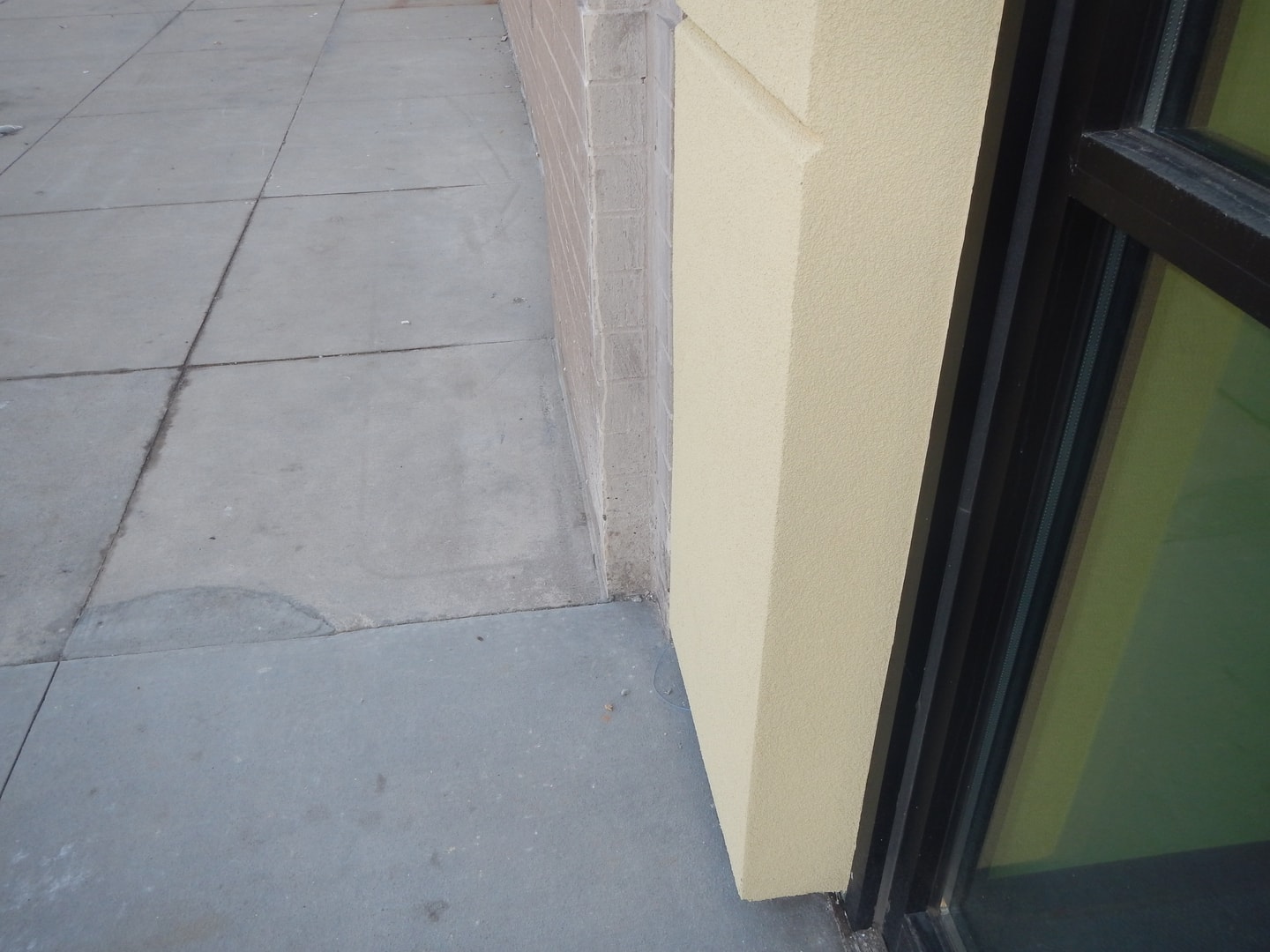 Old Gander Mountain Building - View 5